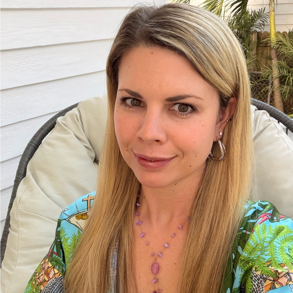 Meet your Posher, Nadia